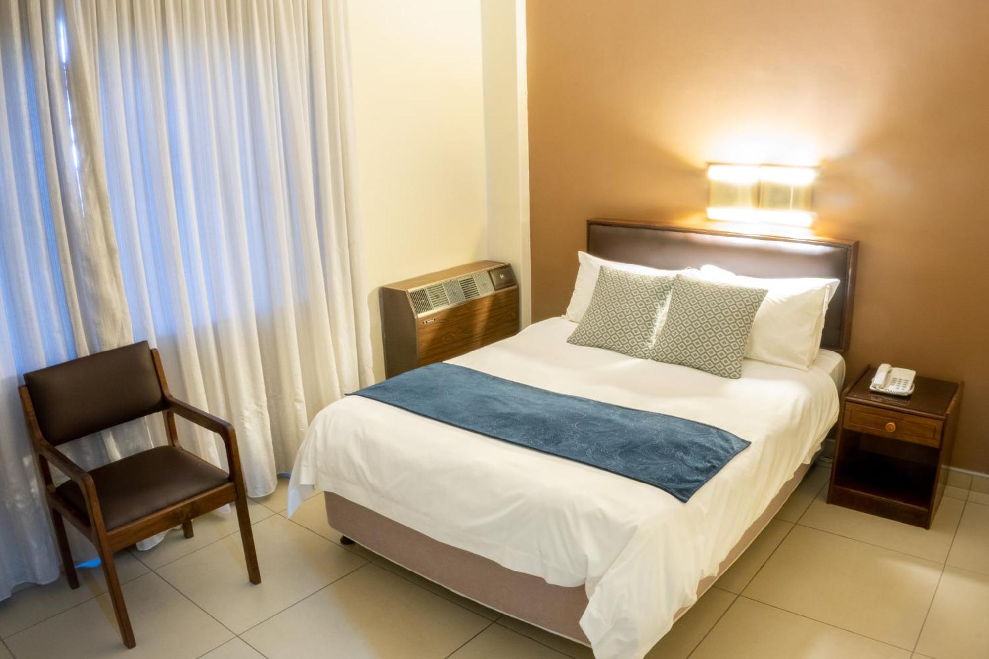 Elgro Hotel Potchefstroom Exteriér fotografie